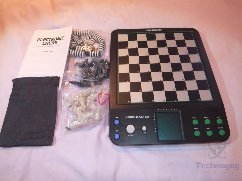 サイズ クルーブ Croove Electronic Chess And Checkers Set With 8in1 Board